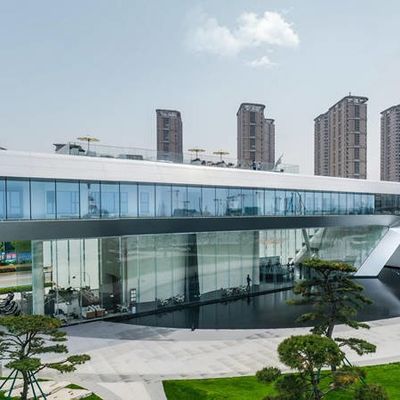 SGS 스틸 프레임 오피스 빌딩 Q235B 바다 전망 금속 프레임 빌딩